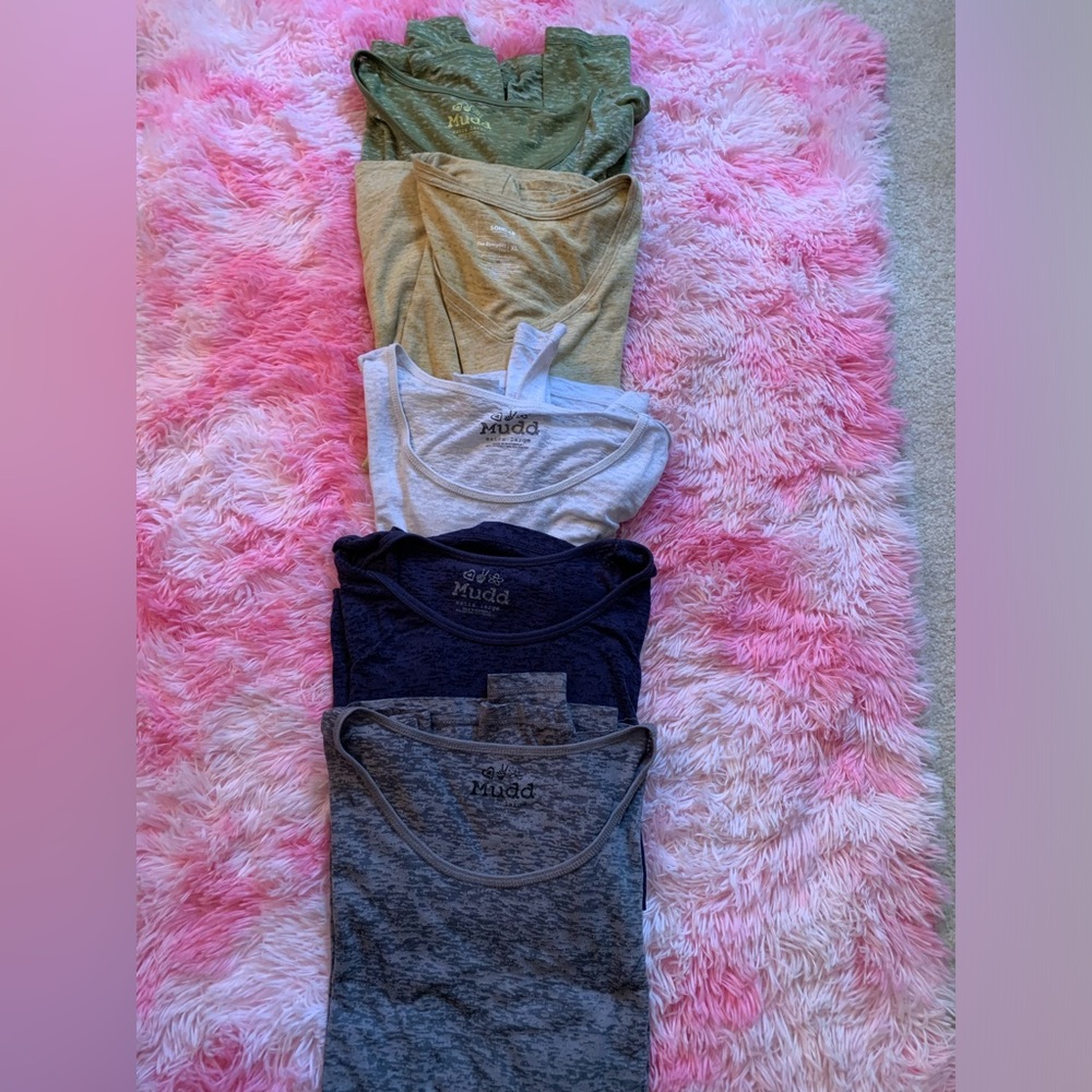 Lot of 5 (4) MUDD crew neck layering long sleeve top and (1) Sonoma v-neck